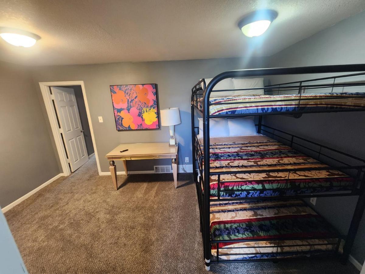 Super Large East Memphis 23 Beds Villa Exterior photo